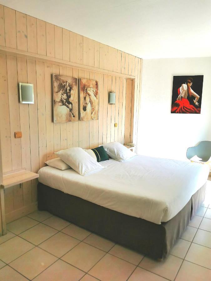 L'Auberge Camarguaise Saintes-Maries-de-la-Mer Exterior foto